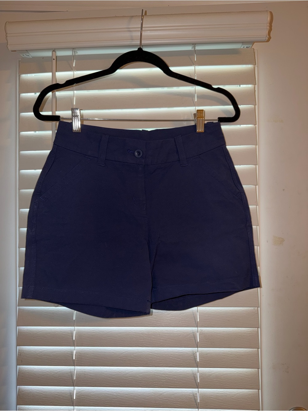 Vineyard Vines Women's Navy Bermuda Shorts